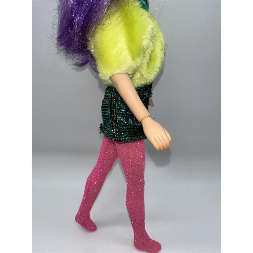 Vintage 1986 Jem And The Holograms Misfits Clash Doll Hasbro Outfit Accessories